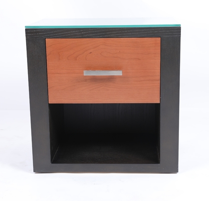 ভালো দাম Two Color Wood Bedside Table Hotel And Home Bedroom Furniture Metal Handle অনলাইন