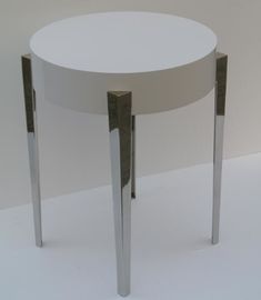 ভালো দাম Wooden Top Round Metal Side Table For Coffee Shop , Wood Top End Tables অনলাইন