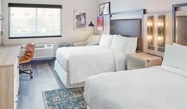 ভালো দাম American Style Laminate Oak Wood Luxury Hotel Bedroom Furniture For Four Point Sheration Hotel অনলাইন